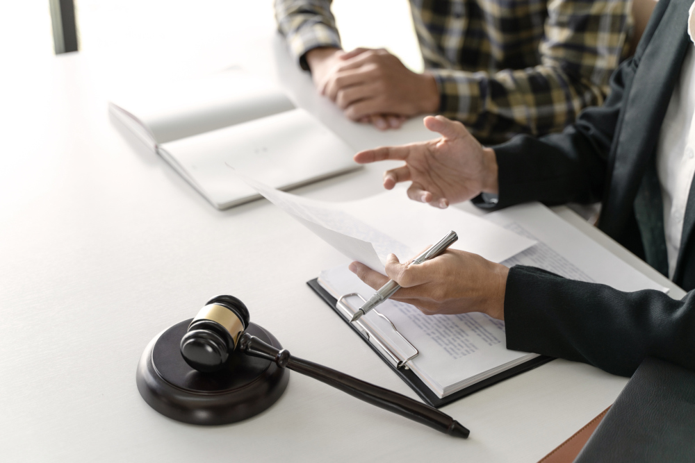 What Can a Mississauga Criminal Defence Lawyer Do for You